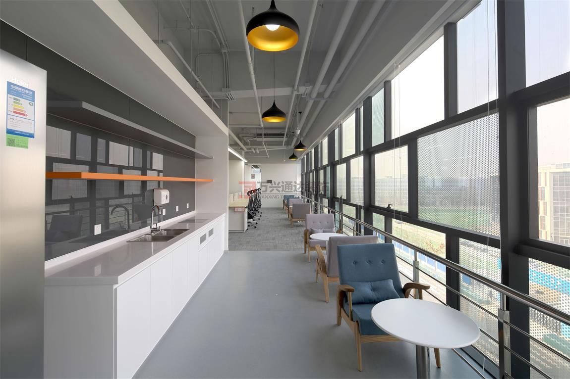 北京萬(wàn)興通達(dá)辦公裝修項(xiàng)目-隆訊科技公司裝修效果圖